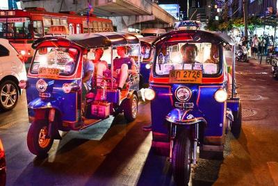 Luces nocturnas de Bangkok: recorrido por el templo y la ciudad d