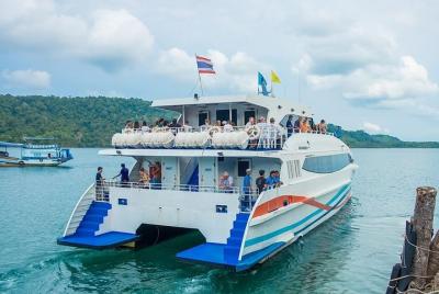 Bangkok a Koh Chang por Boonsiri Bus y Catamarán de alta velocida