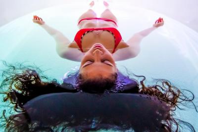 Experiencia de descubrimiento de flotación en Bangkok