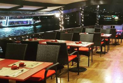 Crucero por el río Arena