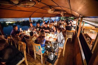 Crucero con cena en Chiang Mai