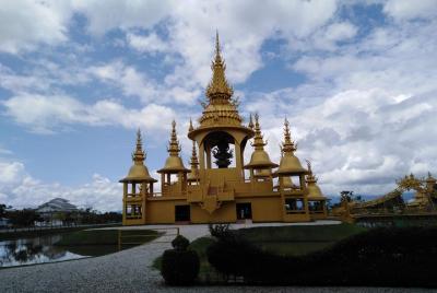 1 día de viaje Templo Blanco - Plantación de té - Longneck - Cruc