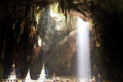 Tour a lo más destacado de Petchaburi y la cueva de Khao Luang de Tour a lo más destacado de Petchaburi y la cueva de Khao Luang de