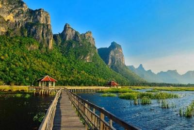 El parque forestal de Pranburi y Khao Daeng se unen al tour desde El parque forestal de Pranburi y Khao Daeng se unen al tour desde
