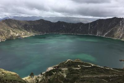 Excursión de un día compartida a la laguna del cráter Quilotoa de