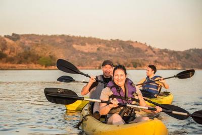 Kayak birding experience + Hotspring pool 