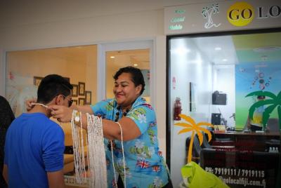 Traslado privado del aeropuerto de Nadi a los hoteles Denarau / D