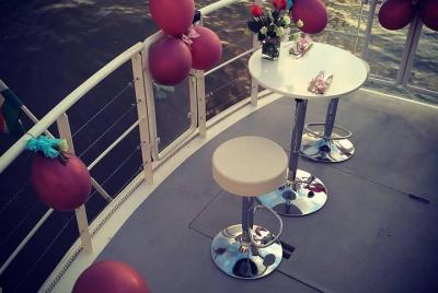 Crucero en barco romántico de 70 minutos el día de San Valentín e Crucero en barco romántico de 70 minutos el día de San Valentín e