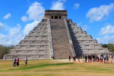 Impresionante Tour a Chichen Itzá y Valladolid.