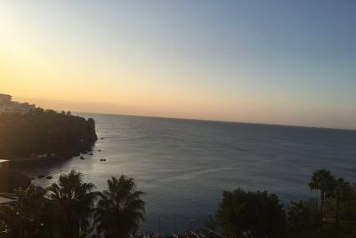 Fat Taxi - Traslado privado del aeropuerto de Antalya (AYT) a Lar