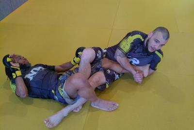 Curso de artes marciales mixtas MMA Curso de artes marciales mixtas MMA