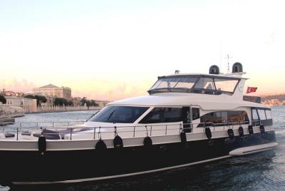 Crucero en yate por el Bósforo en círculo corto