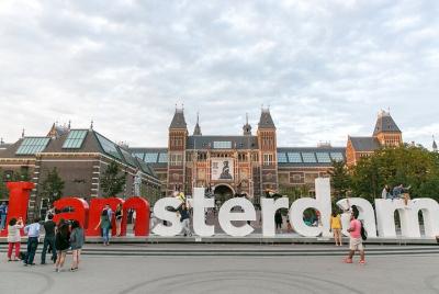 Traslado privado de salida: Ciudad de Ámsterdam al puerto de Ámst