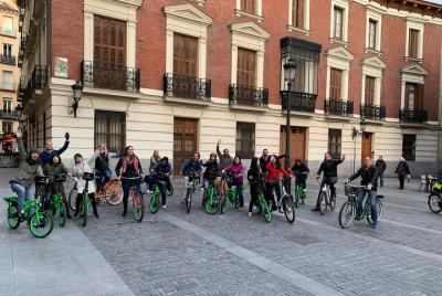 Recorrido turístico divertido en Madrid en bicicleta de 3 horas:  Recorrido turístico divertido en Madrid en bicicleta de 3 horas:
