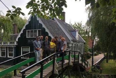 Recorre los molinos de viento en Zaanse Schans con guía italiano