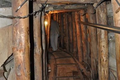 2 horas de recorrido por el túnel de Sarajevo con guía