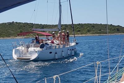 Excursión de un día en velero desde Biograd