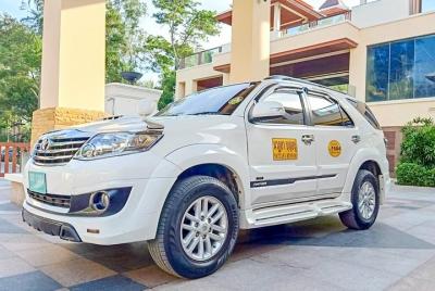 TRASLADO AL AEROPUERTO DE TAXI al área de NAITHON BEACH