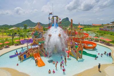 Entrada al parque acuático Ramayana en Pattaya