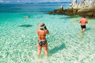 Excursión de medio día a la isla Khai en 3 islas (Khai Nai, Khai 