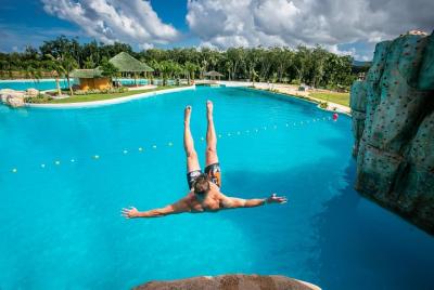 Acceso completo a Blue Tree Lagoon con crédito F&B (altura superi