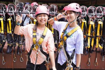 Phuket: Hanuman World 18 Ziplines, Roller & Sky Walk con cupón en