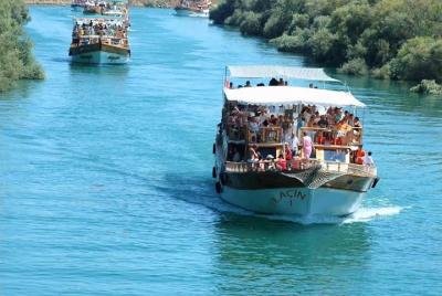 Crucero por el río Manavgat Crucero por el río Manavgat