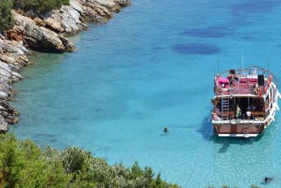 Excursión diaria en barco en Bodrum con almuerzo Excursión diaria en barco en Bodrum con almuerzo