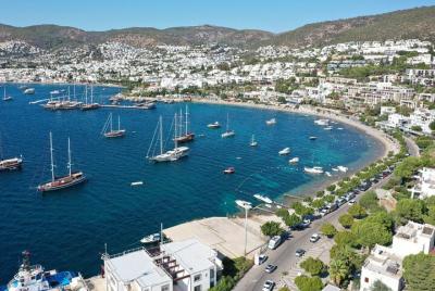 Excursión en barco de día completo a la península de Bodrum desde