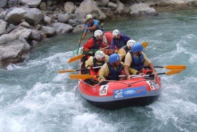 Aventura de rafting en aguas bravas desde Fethiye