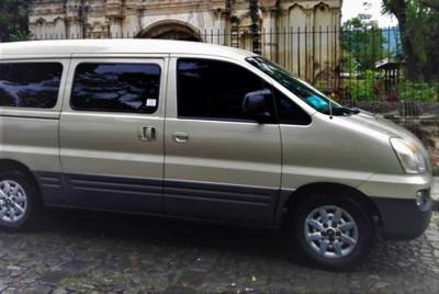 Transporte privado de La Antigua a Ciudad de Guatemala con Miniva