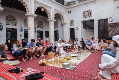 Auténtica comida cultural de los Emiratos Árabes y charla en el a