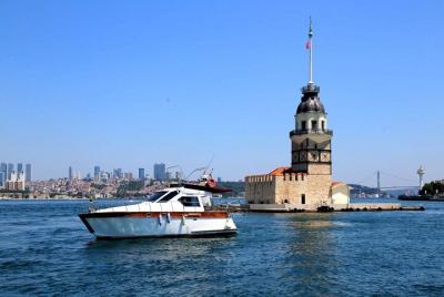 Estambul: tour autoguiado de la línea de ferry de la Torre de la 