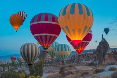 Vuelo en globo aerostático por Capadocia con traslado desde el ae