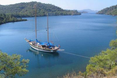 Crucero azul en un yate privado: ruta de Bodrum a Bodrum