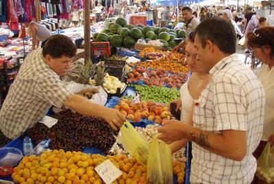 Mercado Koycegiz en barco desde Sarigerme