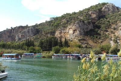 Fat Taxi - Traslado privado del aeropuerto de Dalaman (DLM) a Dal