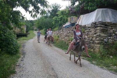 Tour combinado de Side Village y Green Lake Cruise Tour combinado de Side Village y Green Lake Cruise