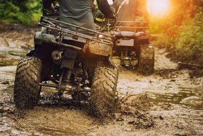 Side Quad Safari Atv Safari desde el lado Side Quad Safari Atv Safari desde el lado