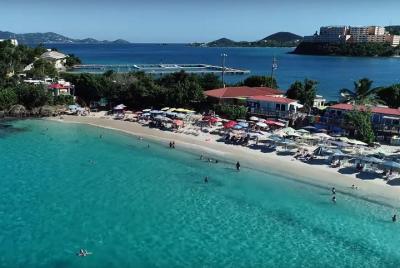 Buceo en Coki Beach con transporte de ida y vuelta