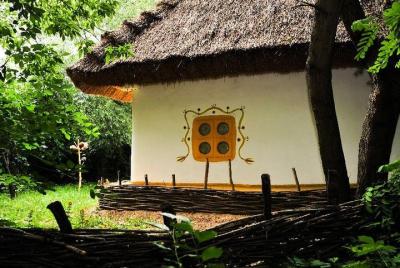 Excursión de medio día al pueblo cosaco desde Kiev Excursión de medio día al pueblo cosaco desde Kiev