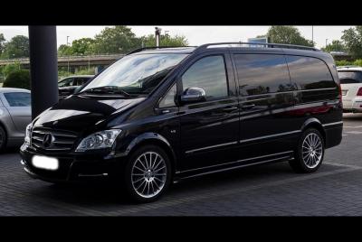 Traslado de salida de lujo al aeropuerto internacional de Kiev Zh