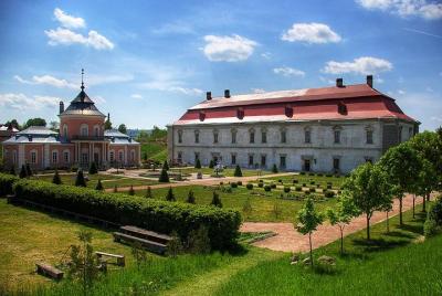 Excursión privada de un día a Zolochiv, Olesko y Pidhirtsi Castle Excursión privada de un día a Zolochiv, Olesko y Pidhirtsi Castle