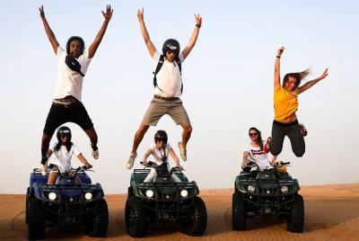 Abu Dhabi: Desert Dune Drive con bicicletas ATV, Sandsurf, camell