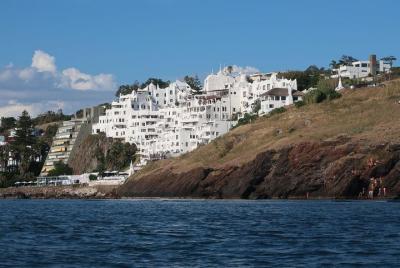 Punta Ballena en kayak, Casapueblo y grutas