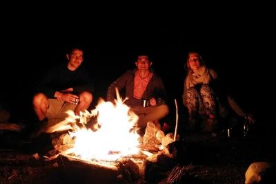 Excursión de senderismo y estancia privada en una yurta de 2 días