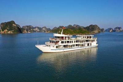 Tour de crucero de 3 días por la bahía de Halong con comidas Tour de crucero de 3 días por la bahía de Halong con comidas