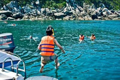 Viaje en barco a Cu Lao Cham Viaje en barco a Cu Lao Cham