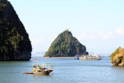 Excursión de un día al crucero por la bahía de Halong: isla Titop