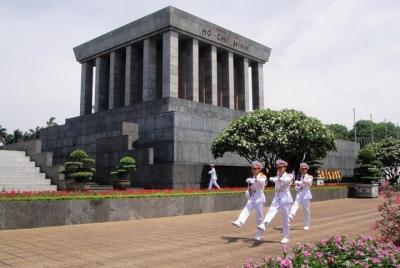 Visita a la ciudad de Hanoi con el pueblo de cerámica de Bat Tran